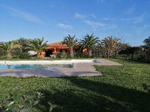 Agriturismo Isidoro Fertilia Bagian luar foto